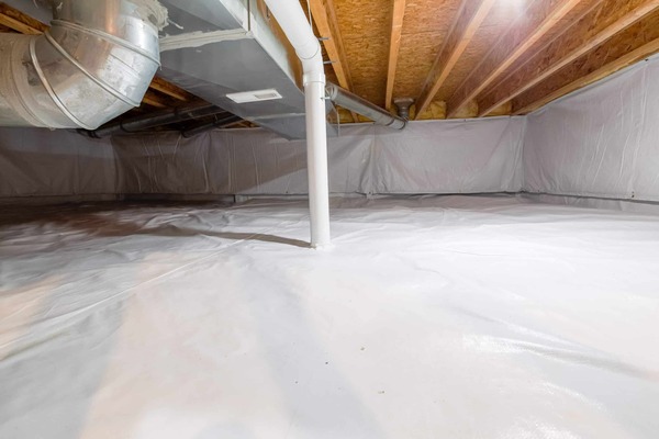 crawl space image of a crawl space encapsulation system